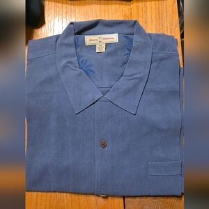 Tommy Bahama Button Up Shirt with Button Accents 100% Silk